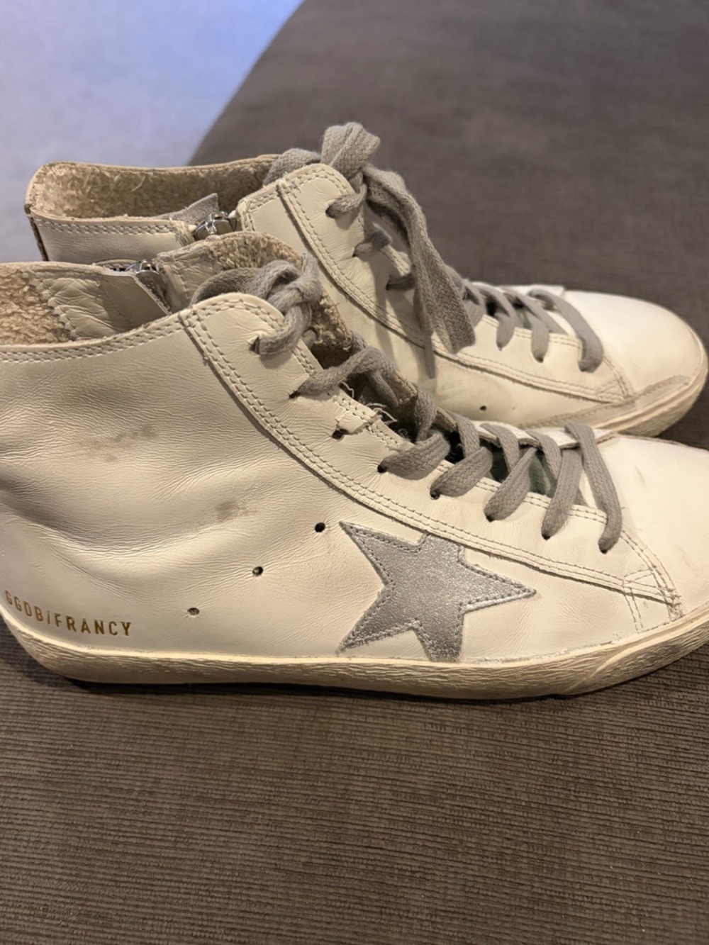 Golden Goose High-Top Sneakers in White with Silver Star Size 8.5/9 EU39 - Picture 3 of 13
